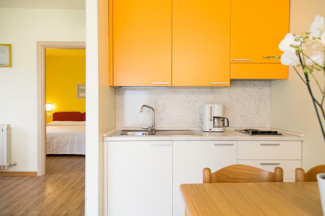 Residence La Madonnina Limone sul Garda Exterior foto